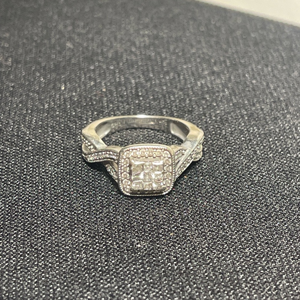 Wedding Ring Set - image 5